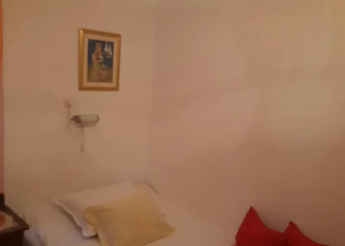 Opium Old سبليت